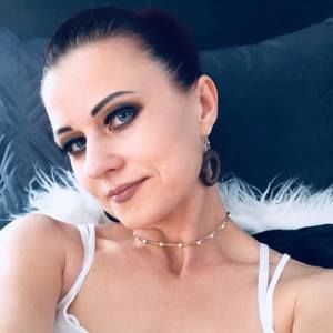 Meet your Posher, Elita